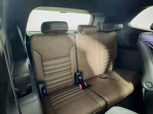 New 2026 GMC Acadia Denali Ultimate w/ LPO, Illumination Package image 25