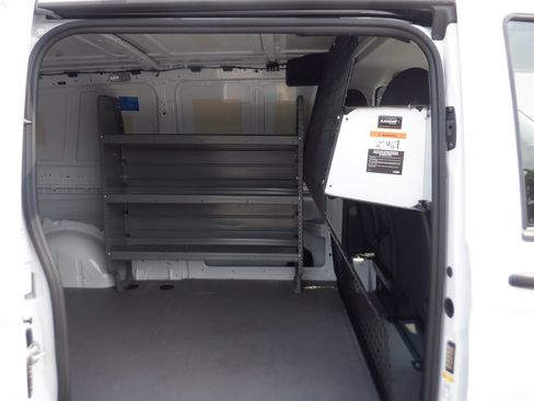Used 2023 Mercedes-Benz Metris image 10