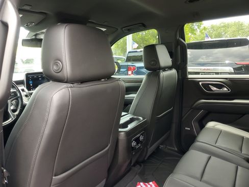 Used 2021 Chevrolet Tahoe LT image 13