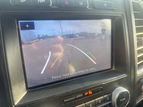 Used 2021 Ford Expedition Max Limited AWD/4WD image 9