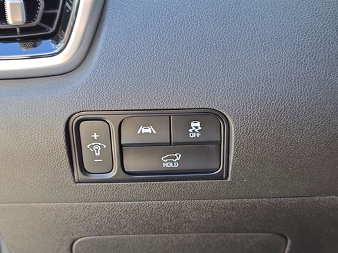 Certified 2022 Kia Sorento SX image 29