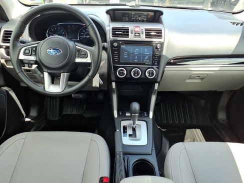 Used 2018 Subaru Forester 2.5i Limited AWD/4WD image 16