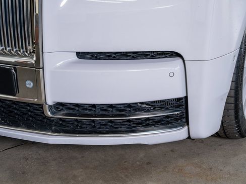 Used 2022 Rolls-Royce Phantom Sedan image 15