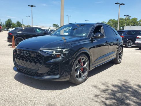 Used 2026 Audi RS Q8 performance AWD/4WD image 8