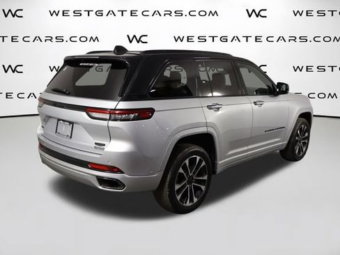 Used 2025 Jeep Grand Cherokee Summit AWD/4WD image 61