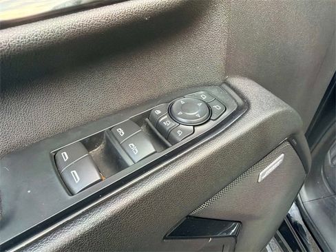 Used 2024 GMC Sierra 2500 AT4 w/ AT4 Premium Plus Package image 18