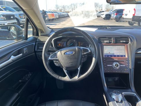 Used 2020 Ford Fusion Titanium image 16