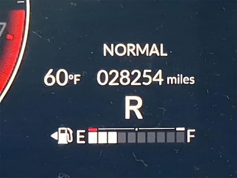 Certified 2023 Honda HR-V LX image 30