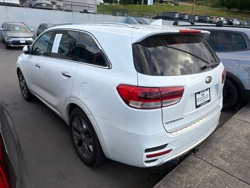 Used 2017 Kia Sorento SX AWD/4WD image 2