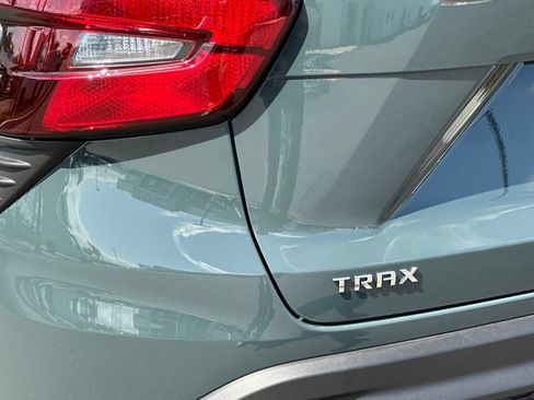 New 2026 Chevrolet Trax LS w/ LS Convenience Package FWD image 25