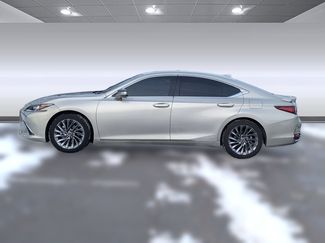 Certified 2025 Lexus ES 300h w/ Luxury Package video 2