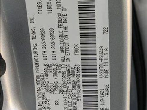 Used 2022 Toyota Tundra Platinum image 27