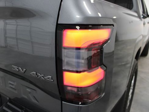 Used 2023 Nissan Frontier SV w/ SV Convenience Package AWD/4WD image 26