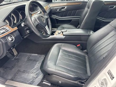 Used 2015 Mercedes-Benz E 400 4MATIC Sedan image 11