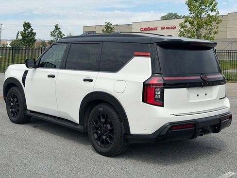 Used 2026 Nissan Armada PRO-4X w/ Captain's Chari Seat Package AWD/4WD image 3