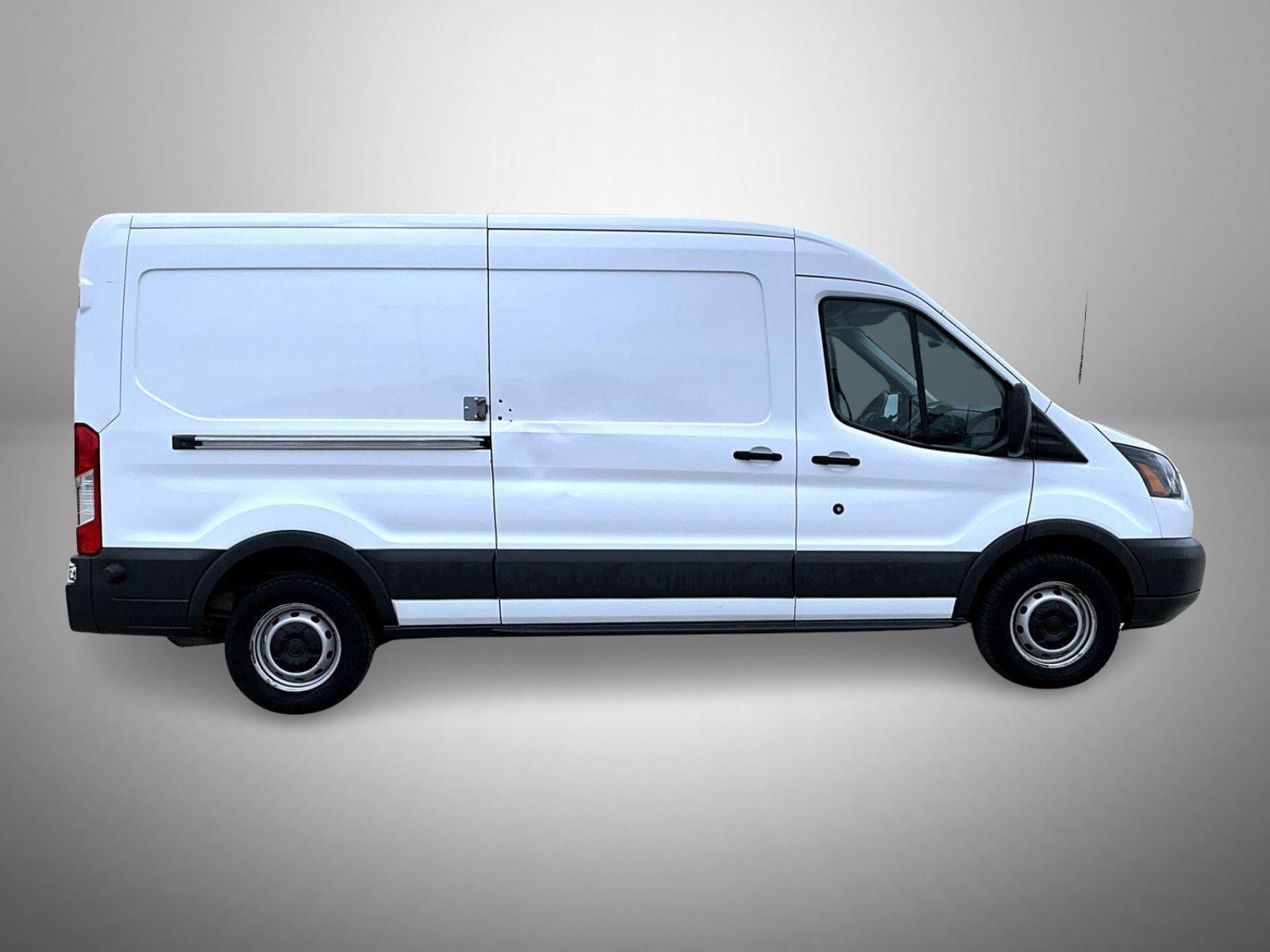 Used 2017 Ford Transit 250 148 Medium Roof w/ Interior Upgrade Package RWD image 4