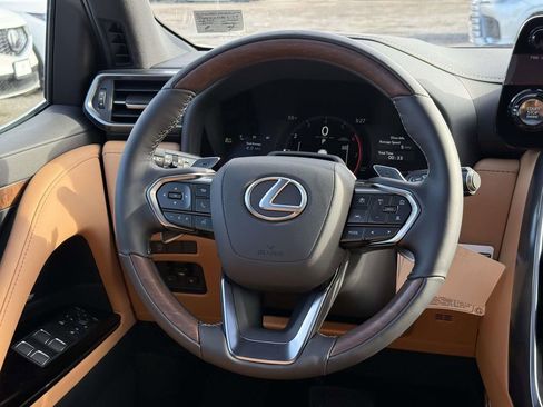 New 2026 Lexus LX 600 4WD w/ Luxury Package image 9