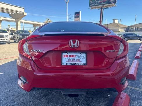 Used 2021 Honda Civic Sport image 6