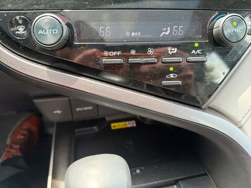 Used 2023 Toyota Camry XLE w/ Navigation Package FWD image 12