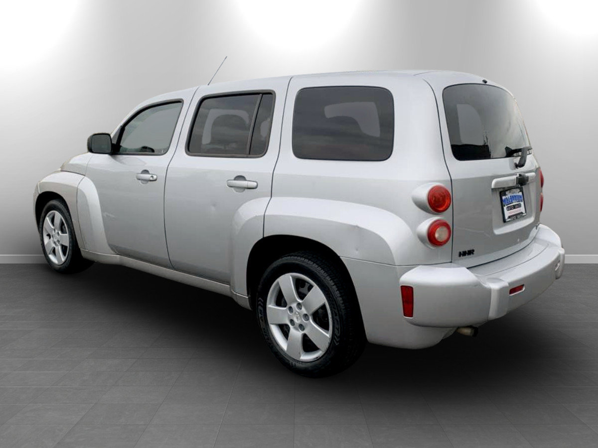 Used 2011 Chevrolet HHR LS FWD image 5