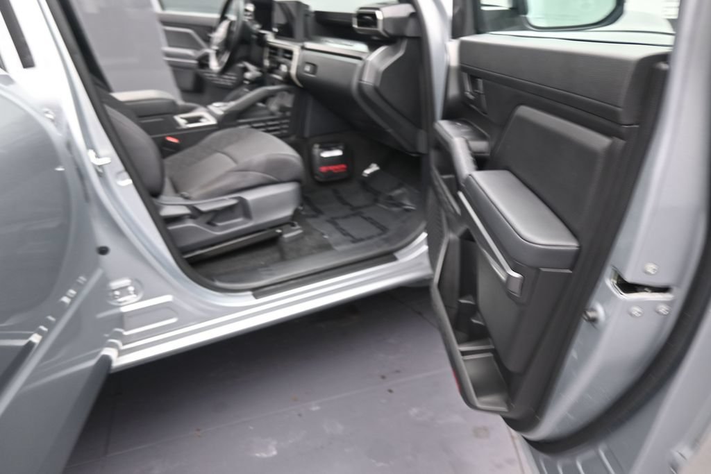 Used 2025 Toyota Tacoma SR5 RWD image 14