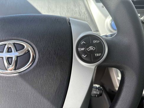 Used 2013 Toyota Prius V Three image 20