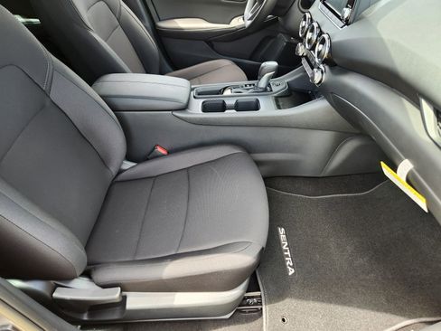 New 2025 Nissan Sentra S image 12