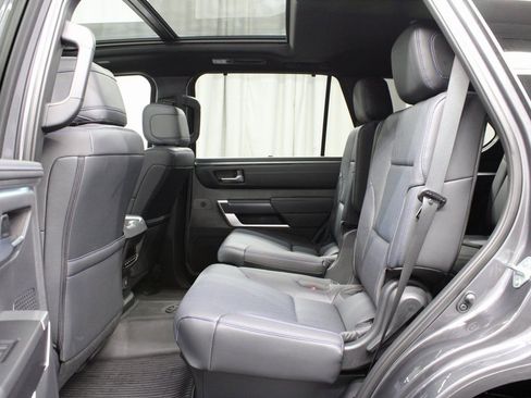 Used 2025 Toyota Sequoia Platinum image 10