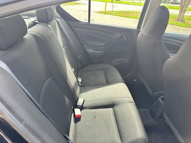 Used 2016 Nissan Versa S FWD image 19