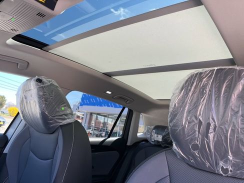 New 2026 Volkswagen Tiguan SE image 24