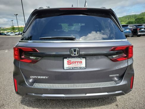 Used 2025 Honda Odyssey Touring image 30