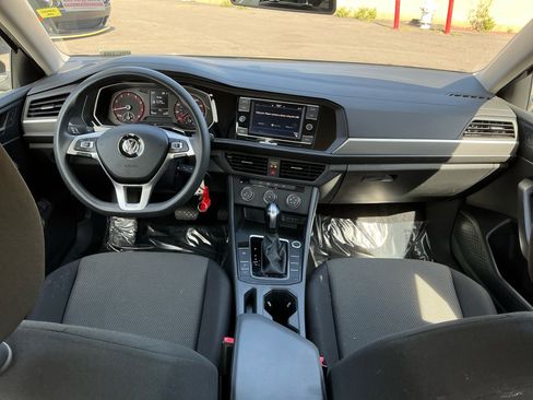 Used 2021 Volkswagen Jetta S w/ Driver Assistance Package image 16
