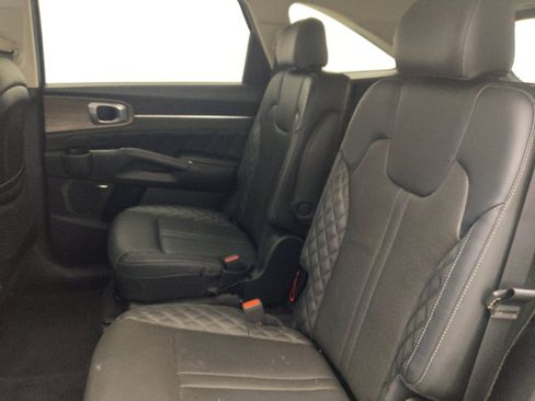 Used 2021 Kia Sorento SX Prestige AWD/4WD image 18