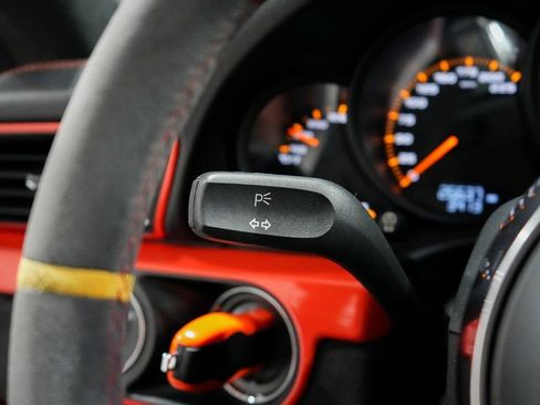 Used 2016 Porsche 911 GT3 RS image 17