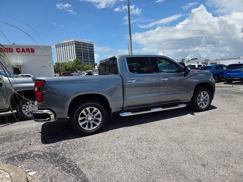 Used 2022 Chevrolet Silverado 1500 LTZ AWD/4WD image 12