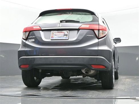 Certified 2021 Honda HR-V LX image 26