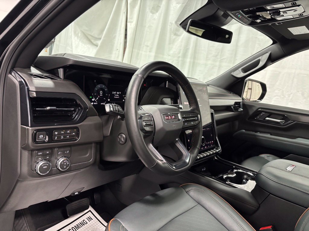 Used 2026 GMC Yukon XL AT4 AWD/4WD image 15