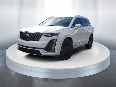 Certified 2023 Cadillac XT6 Premium Luxury image 1