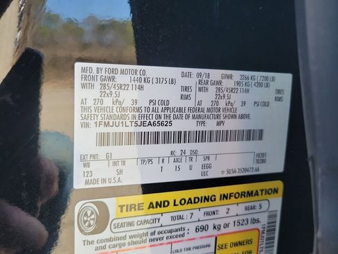 Used 2018 Ford Expedition Platinum image 40