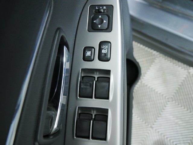 Used 2018 Mitsubishi Outlander Sport ES FWD image 24