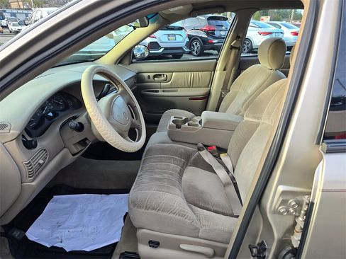 Used 2003 Buick Century Custom image 23