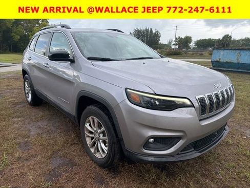 Used 2022 Jeep Cherokee Latitude Lux AWD/4WD image 2