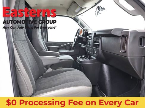 Used 2024 GMC Savana 2500 w/ Driver Convenience Package RWD image 21
