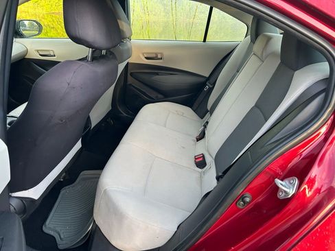 Used 2022 Toyota Corolla LE image 13