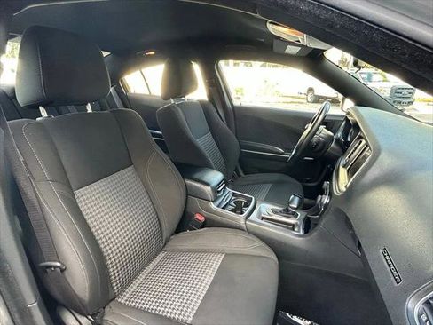 Certified 2023 Dodge Charger SXT RWD image 30