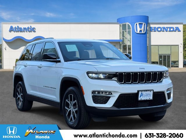 Used 2024 Jeep Grand Cherokee Limited AWD/4WD image 1