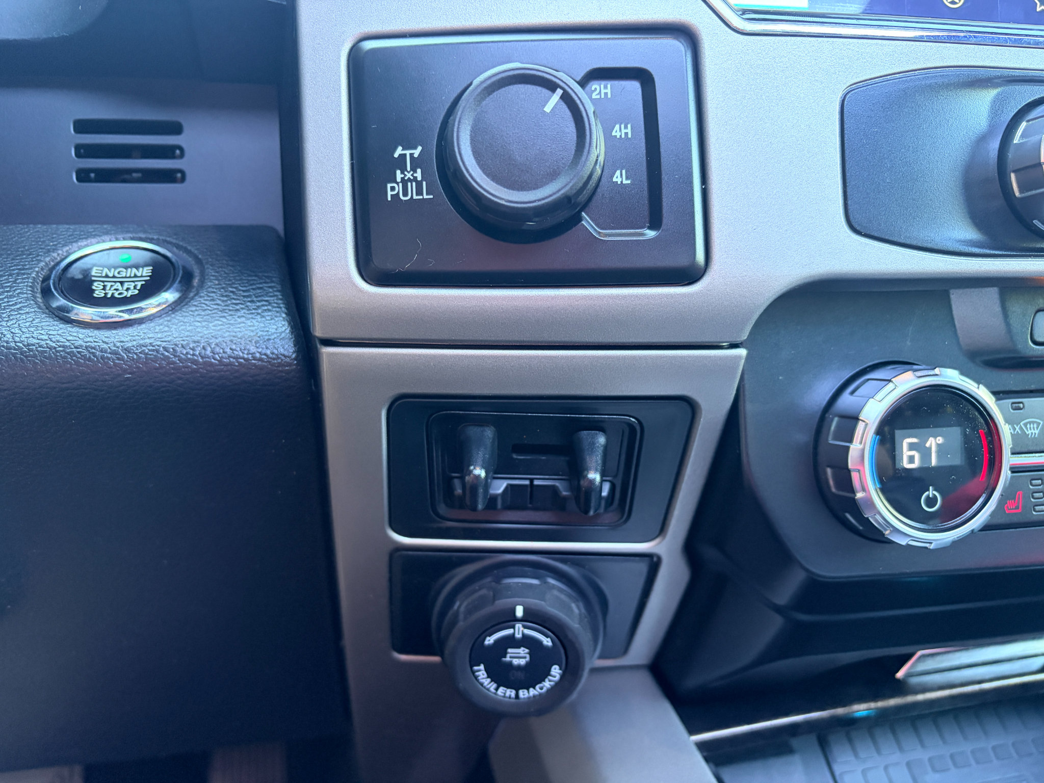 Used 2022 Ford F250 Lariat w/ Lariat Ultimate Package AWD/4WD image 20
