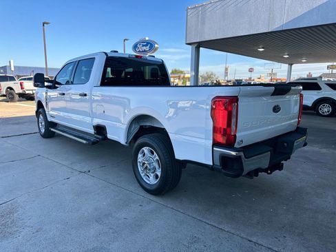 Used 2025 Ford F350 XLT image 7