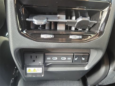 New 2026 Jeep Grand Cherokee Limited image 28