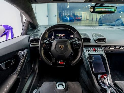 Used 2021 Lamborghini Huracan EVO RWD image 43
